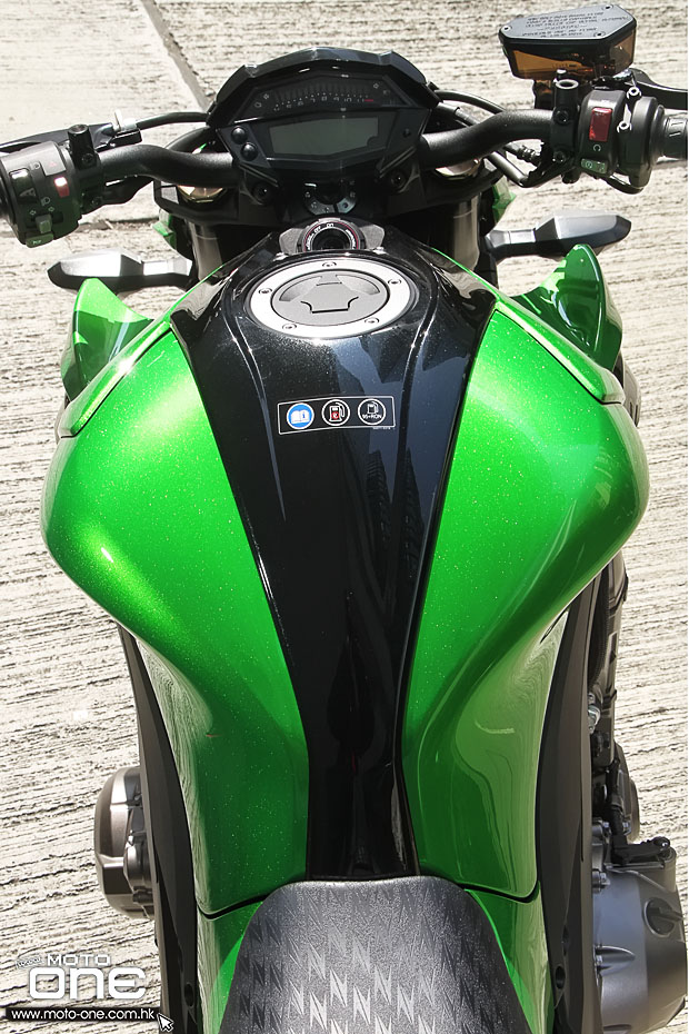 2015 Kawasaki Z1000