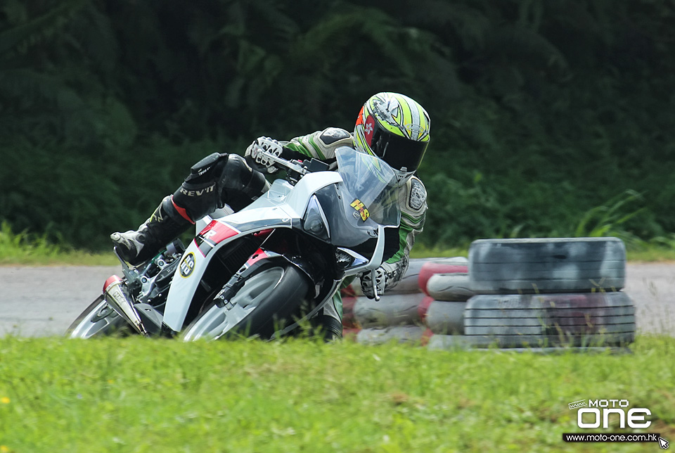 2015 HYOSUNG GD250R racing