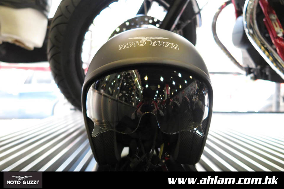 2016 Moto Guzzi Helmet