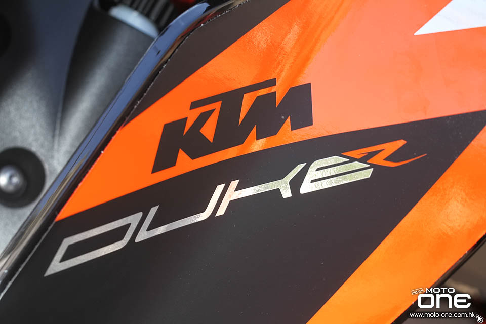 2016 KTM 690 Duke R ABS