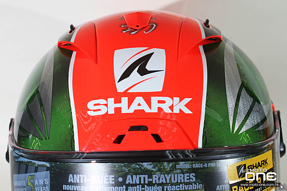 2016 Shark Race-R Pro