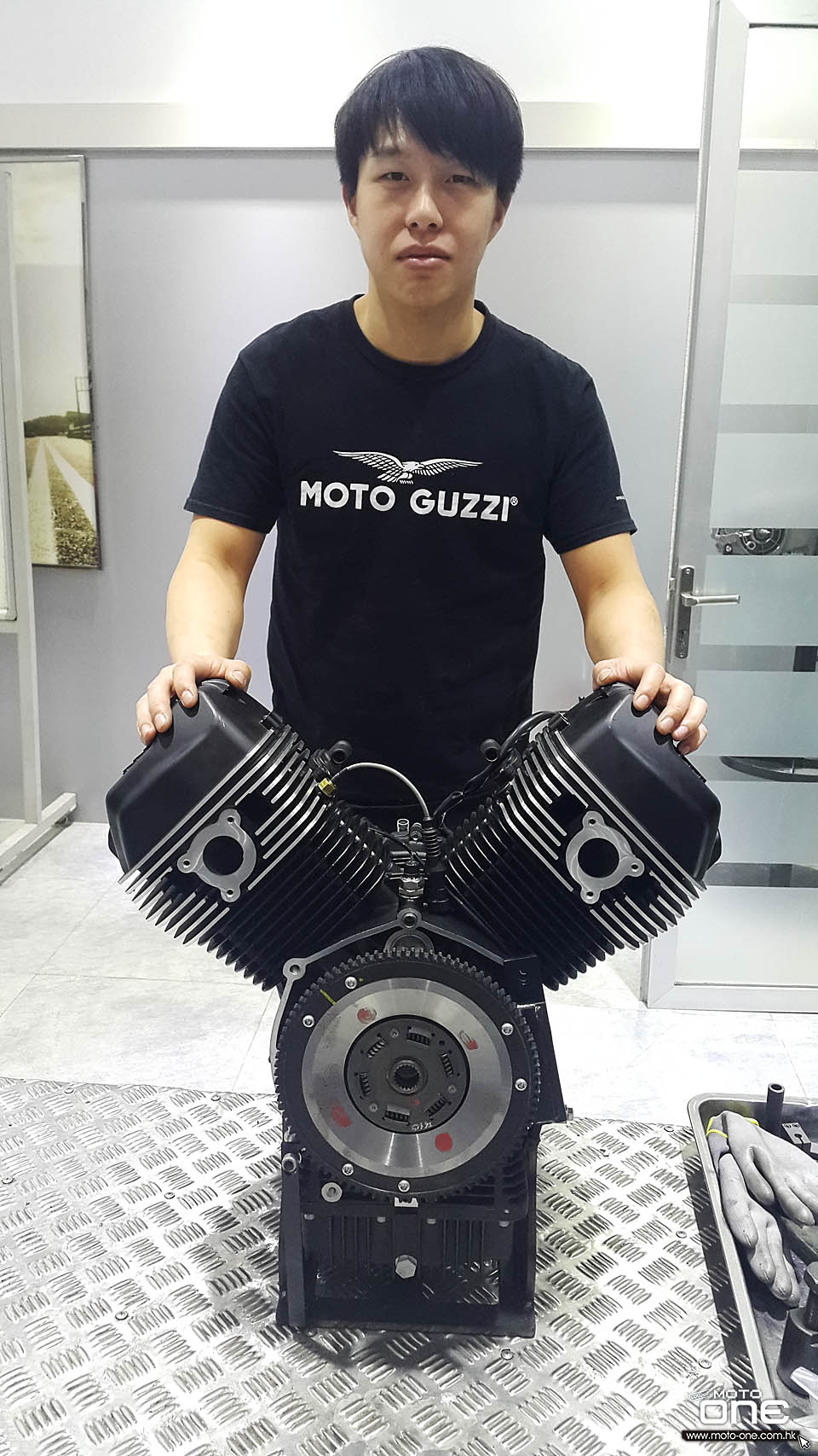 2016 MOTO GUZZI V9 SERVICES TRAINING