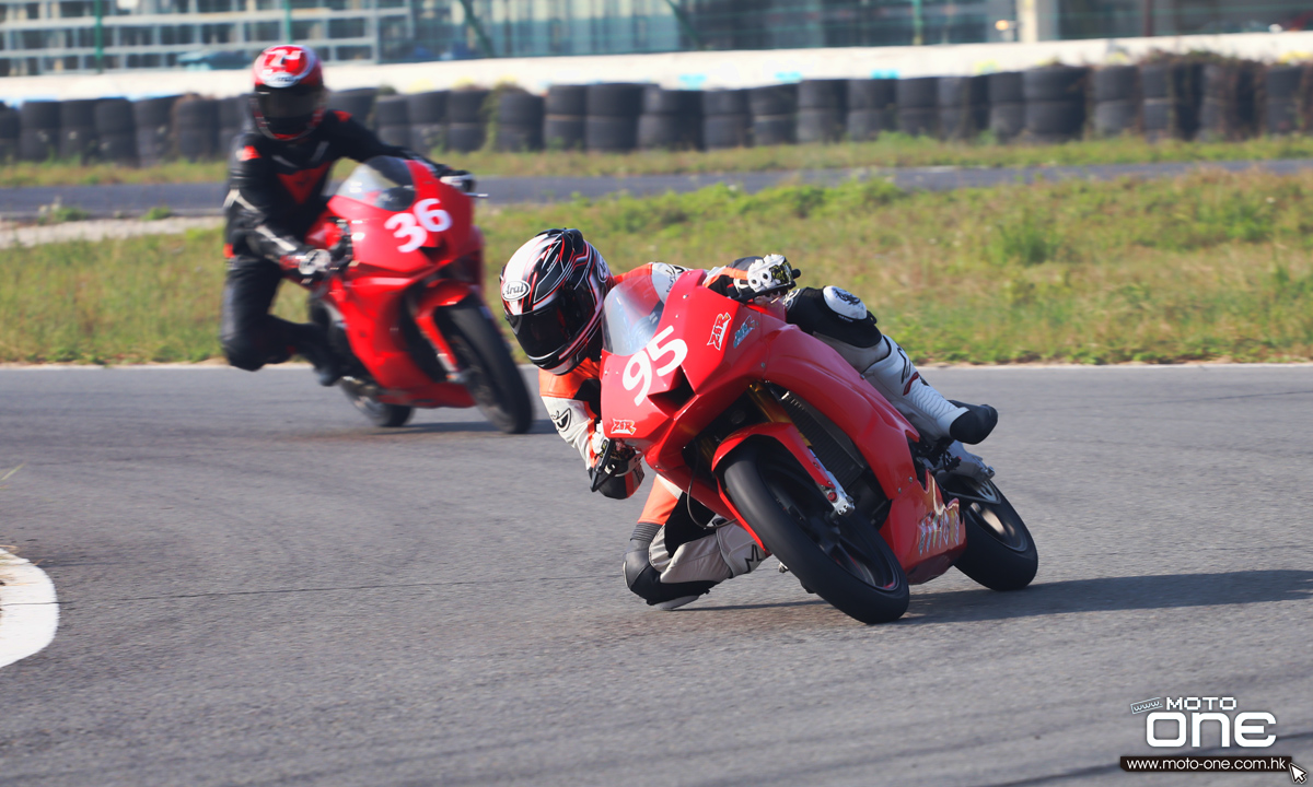 motorcycle racing