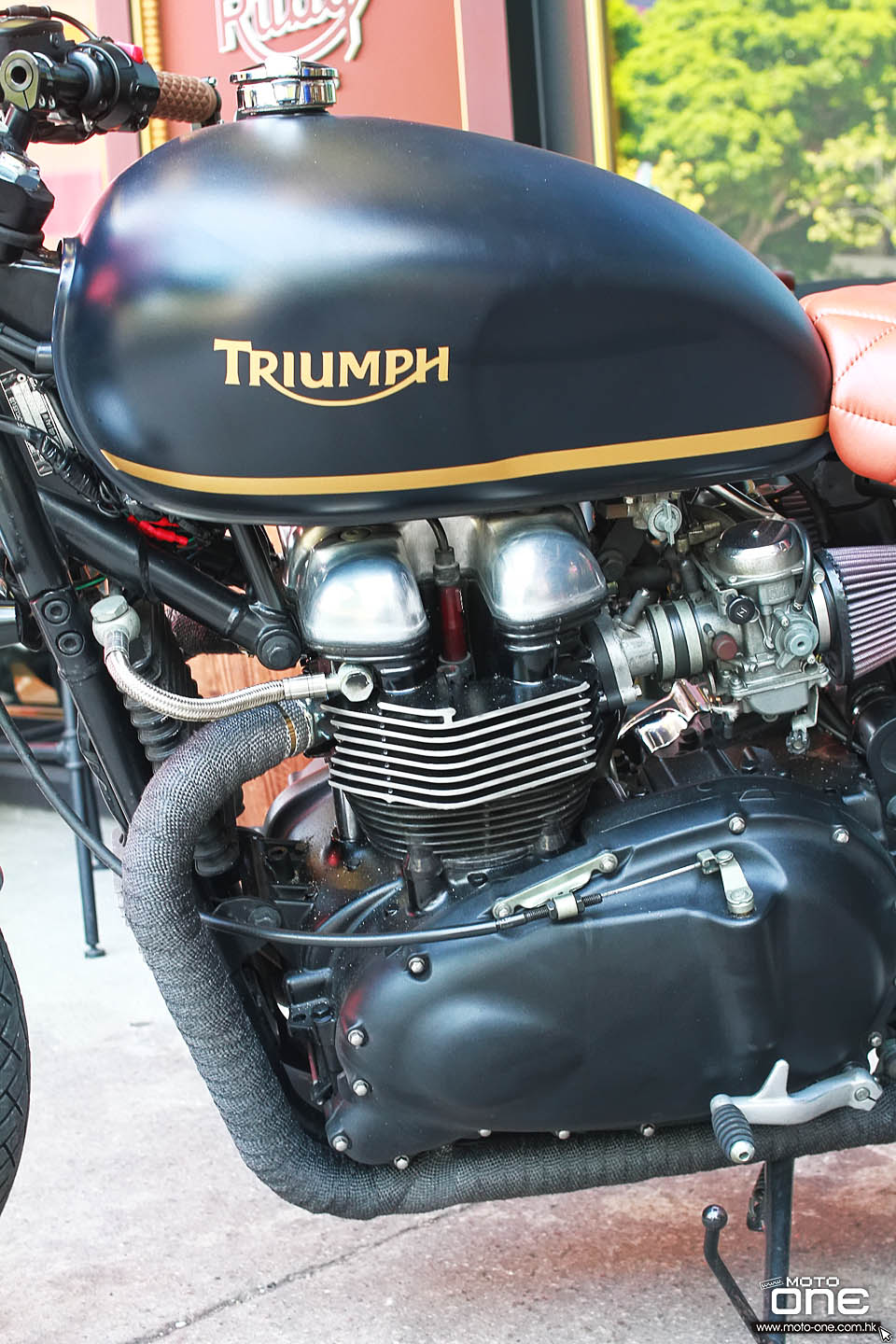 2017 Triumph T100 Cafer Racer