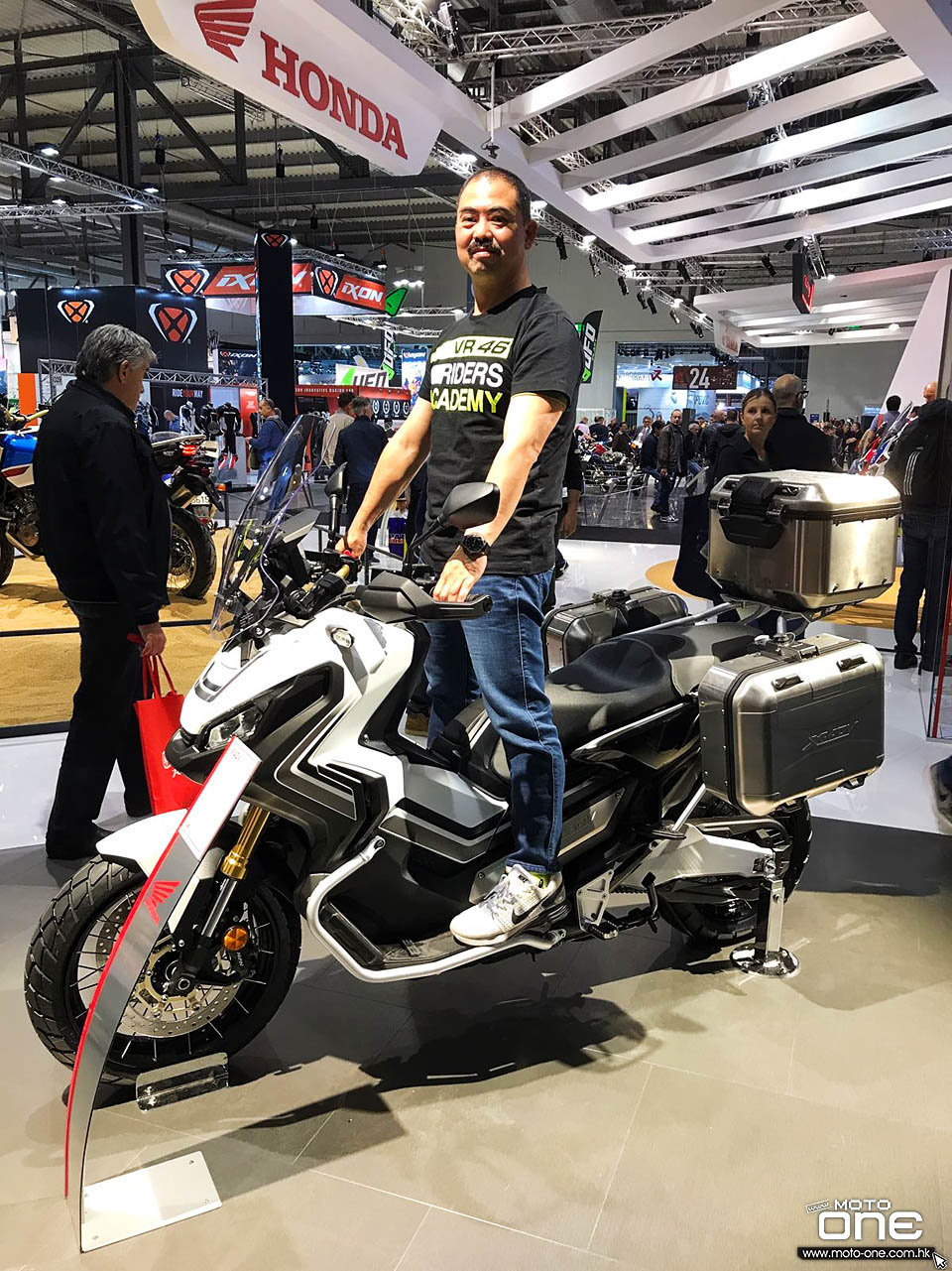 2017 HONDA X ADV ITALY MOTORCYCLE SHOW