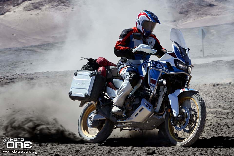 2018 Honda Africa Twin Adventure Sports