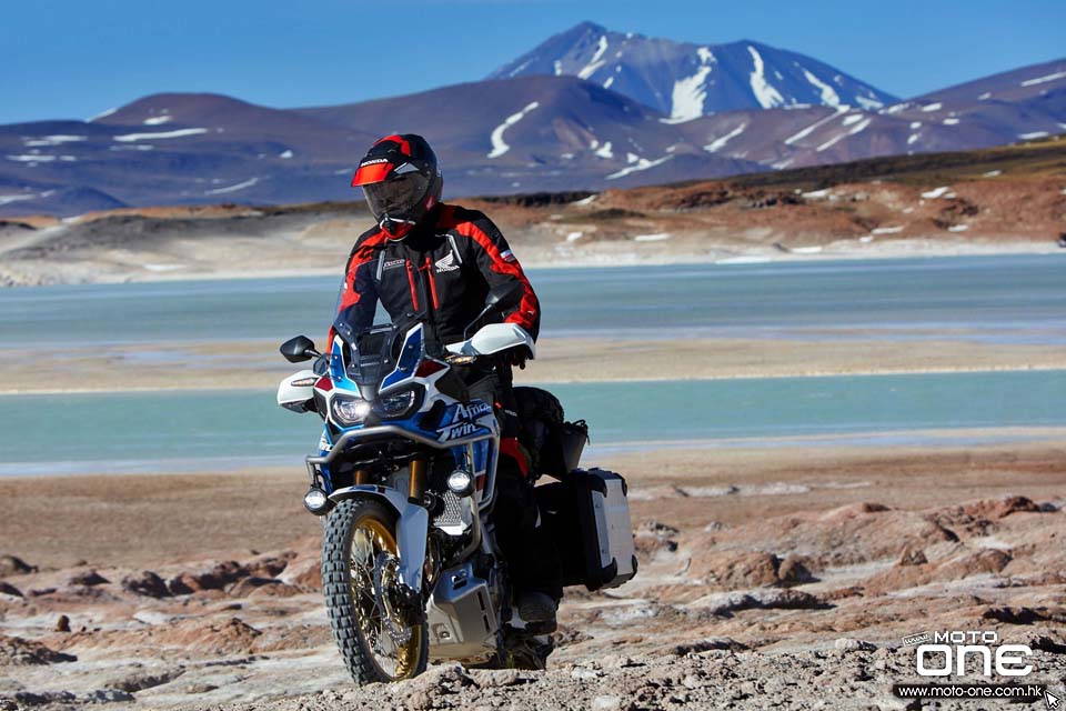 2018 Honda Africa Twin Adventure Sports