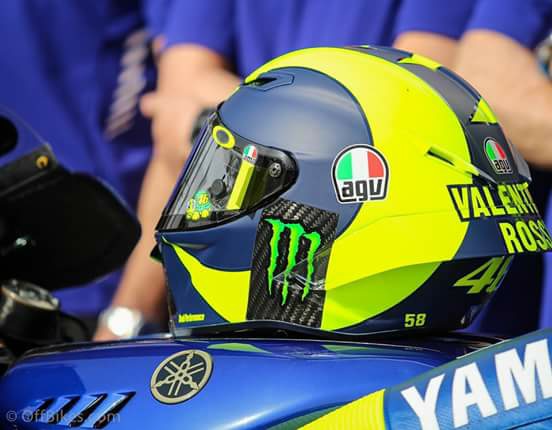 Valentino Rossi 2018 AGV Pista GP R