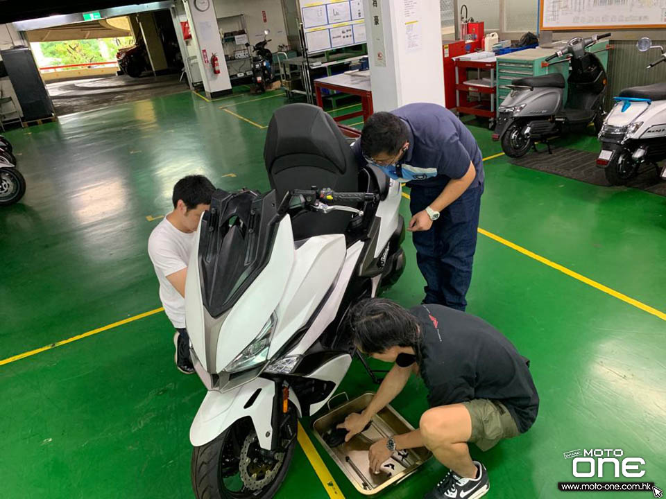 2019 KYMCO Xciting S400 G-Dink COURSE