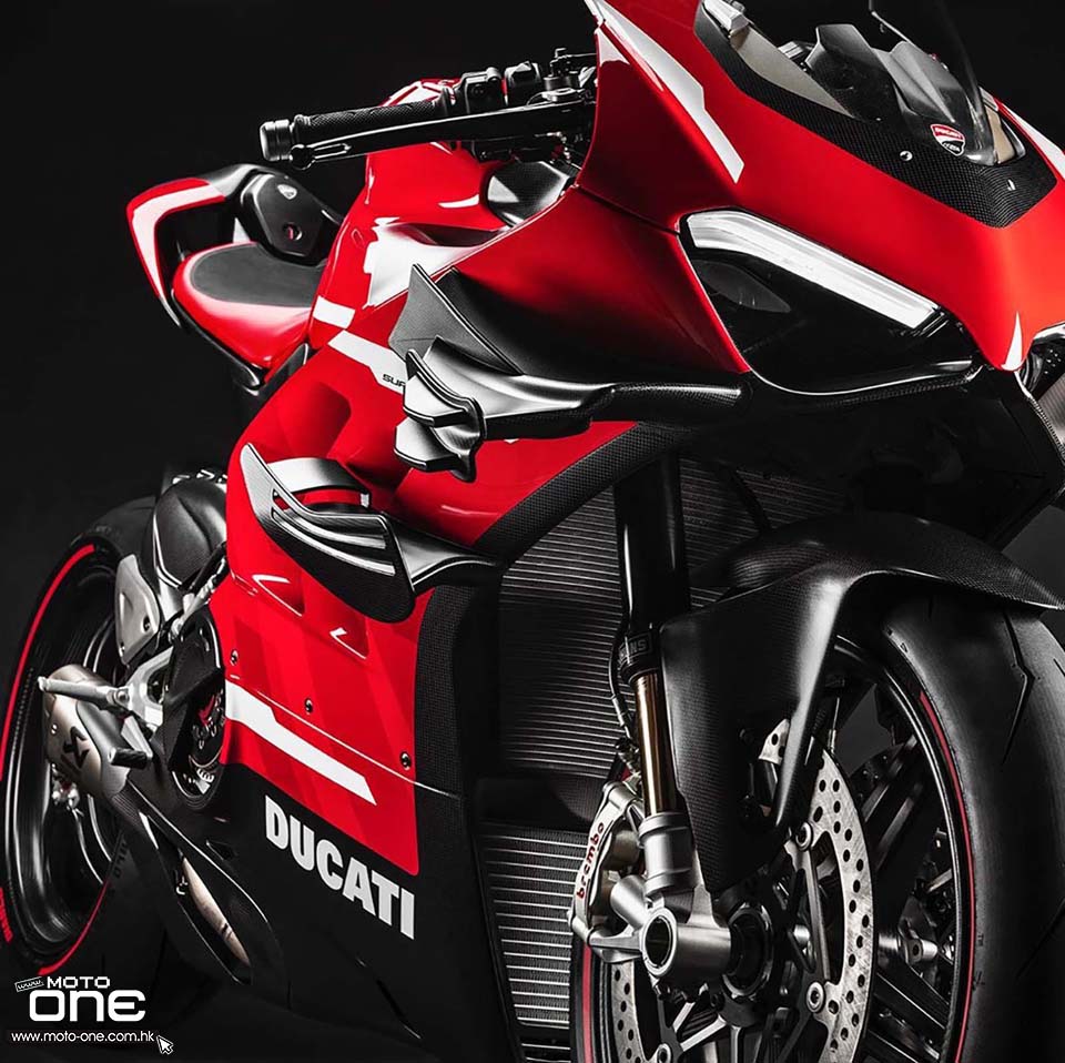 2020 Ducati Superleggra V4 data-cke-saved-src=