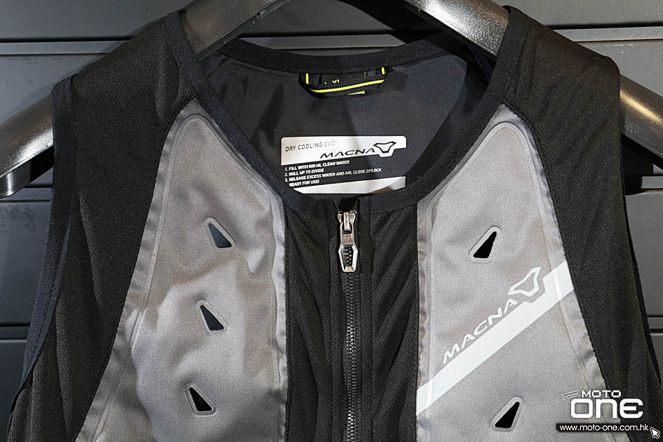 2021 Macna Dry Cooling Vest EVO