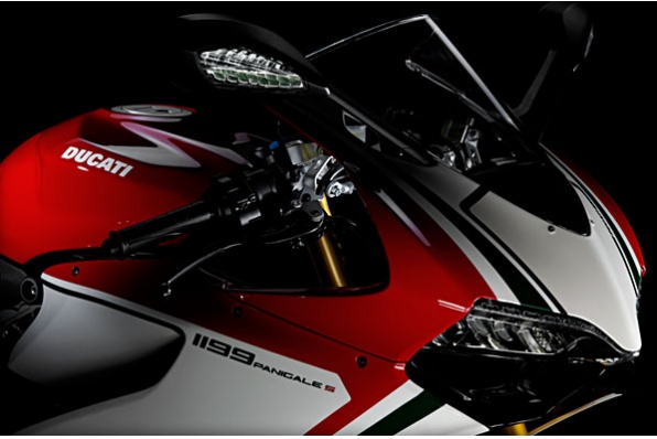 DUCATI 1199 PANIGALE S Tricolore 新車發佈會於5月12日舉行