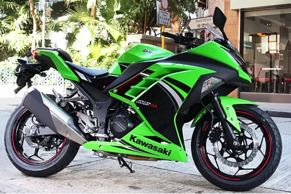 2014 Kawasaki Ninja 300 SPECIAL EDITION特別版抵港