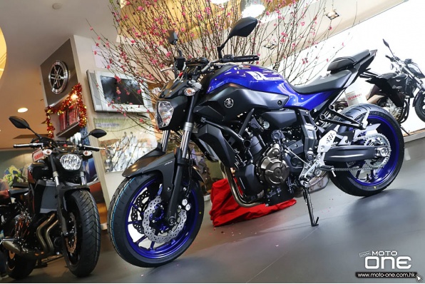 2017 YAMAHA MT-07 賽藍及啞黑新色抵港