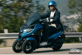 2025 PIAGGIO MP3 310 Sport-新引擎更慳油更大排氣量