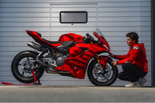 2026 DUCATI Panigale V2 MM93馬坤斯限量版