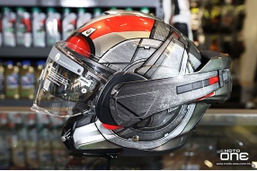 HJC F100 ANT-MAN MARVEL 蟻俠裝甲專屬拉花、碳纖結構新一代可揭面式頭盔抵港