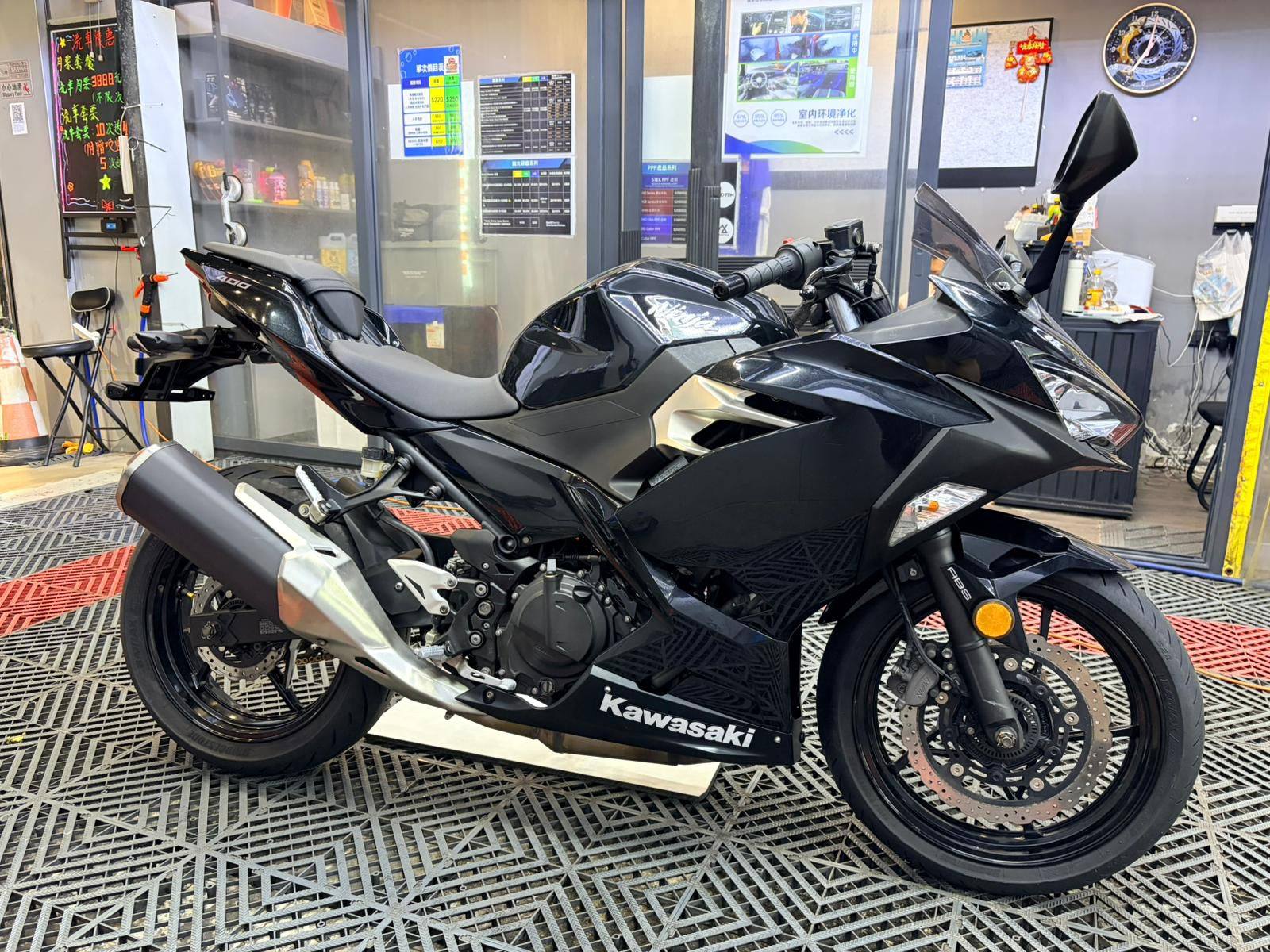 2019 Kawasaki Ninja 400