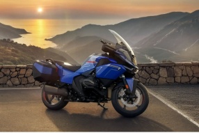 全新2026 BMW R 1300 RT豪華旅行電單車 145hp水平對向雙缸引擎 舒適與運動性能全面提升