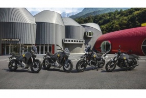 Moto Guzzi 105週年紀念版 一個慶祝鷹徽歷史性周年紀念及致敬Moto Guzzi新總部的特別版