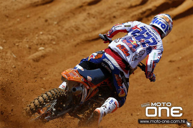 Antonio Cairoli moto-one.com.hk