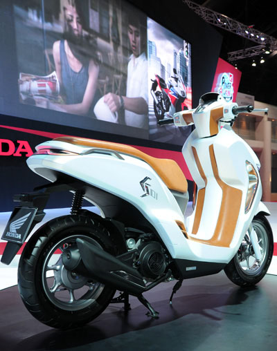 HONDA ES-01