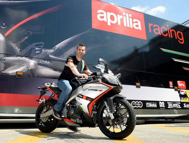 2014 Aprilia RS4-125 bearacer