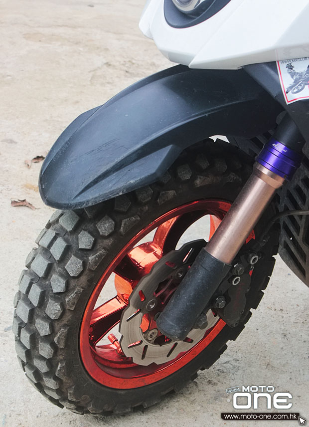 maxxis scooter tire