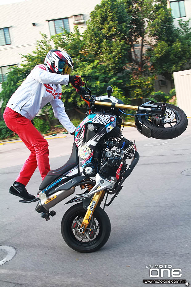 2014 japanese scooter stunt rider masaru abe