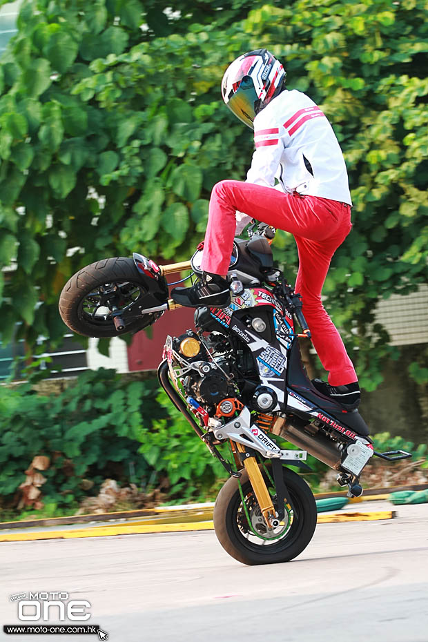 2014 japanese scooter stunt rider masaru abe