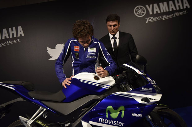2015 Valentino Rossi VR46 Yamaha YZF-R125