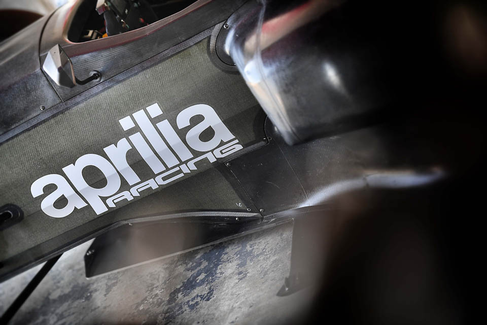 2017 Aprilia GriiipStatic Datails